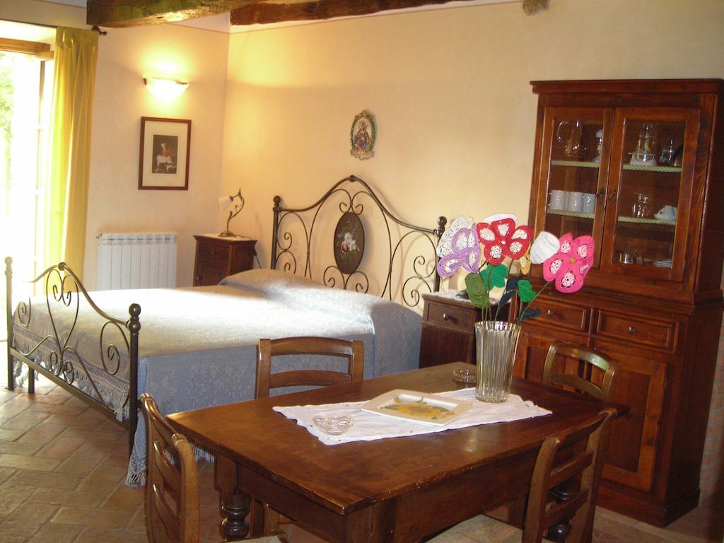 Agriturismo Casagrande Montepulciano Stazione 客房 照片